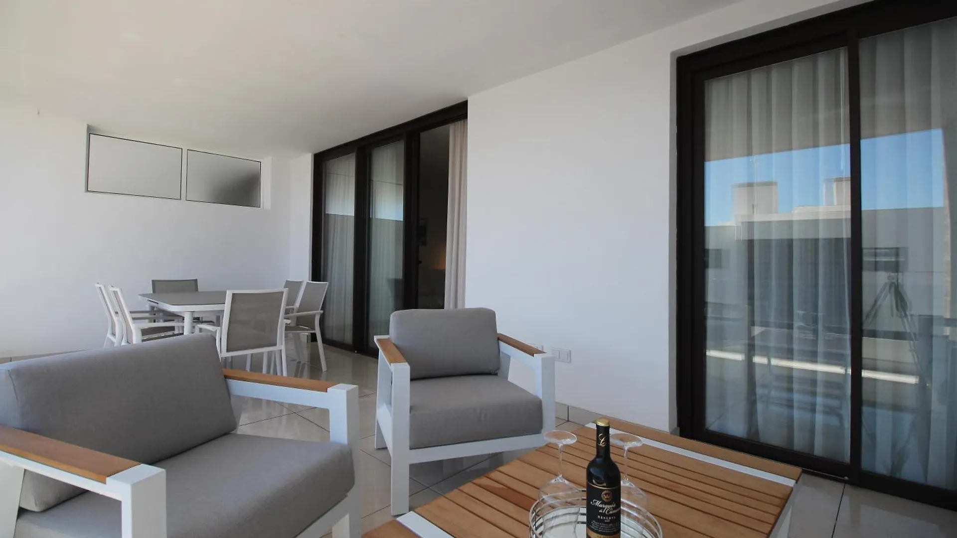 Happy Travel Daphne Higueron Apartment Fuengirola 0*,  Spain