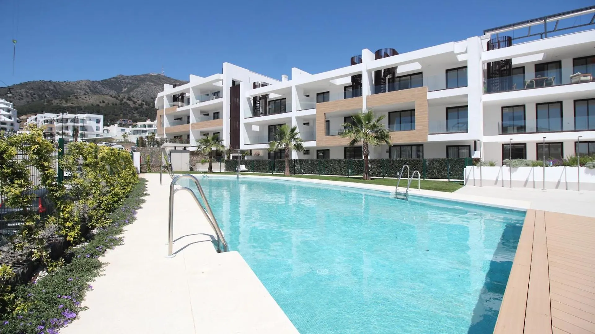 Happy Travel Daphne Higueron Apartment Fuengirola Spain